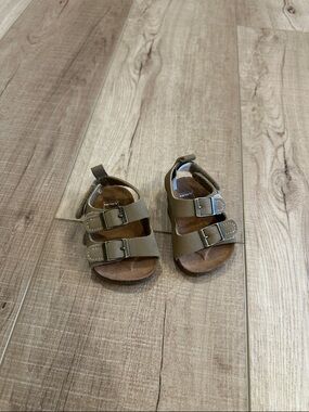 Carter’s NB Sandals
